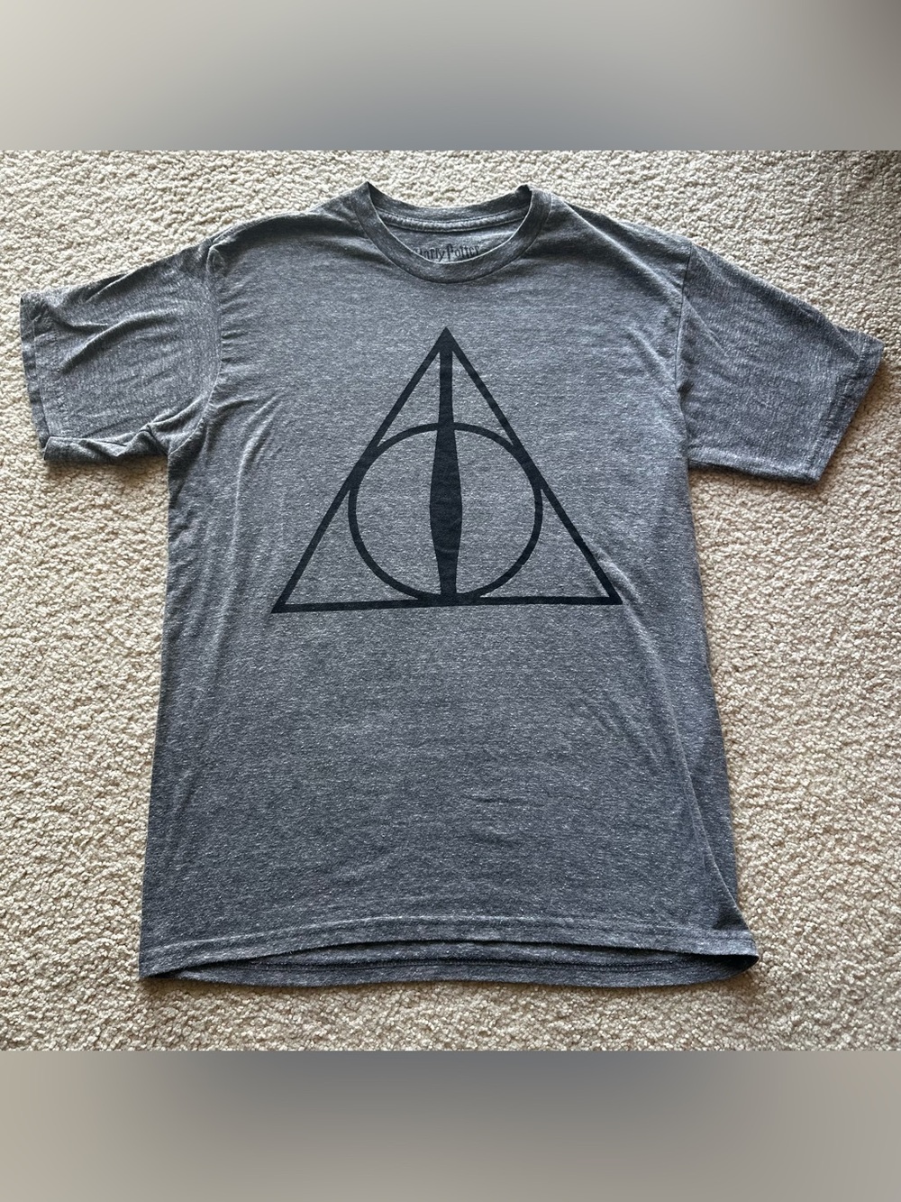 Harry Potter Deathly Hallows Gray Short-Sleeve Graphic Tee Size Medium